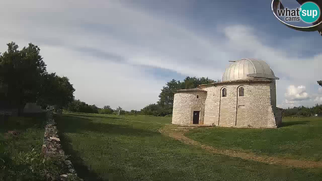 Višnjan Observatory Webcam: Gaze into the Cosmos from Istria, Croatia
