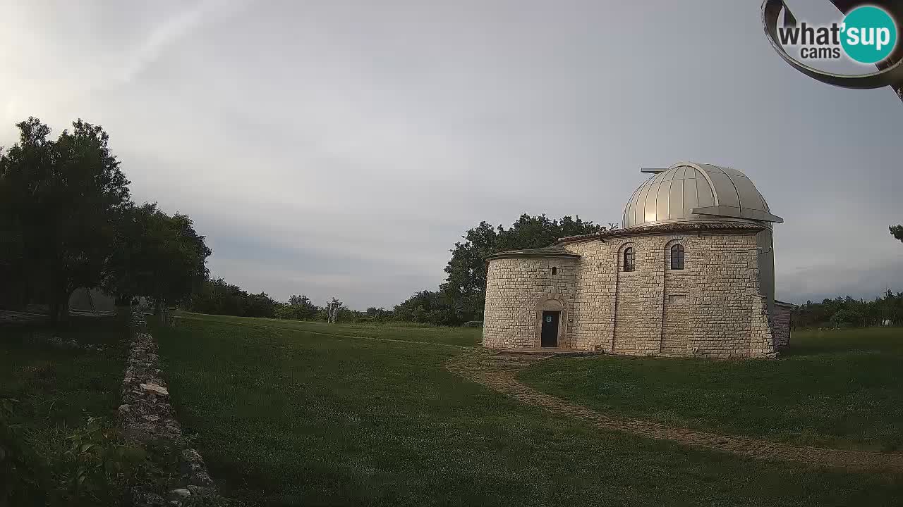 Webcam de l’Observatoire de Višnjan: Plongez dans le cosmos depuis l’Istrie, Croatie