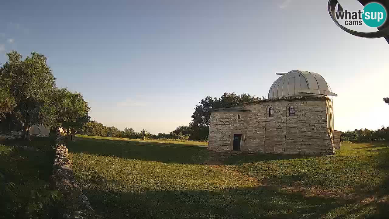 Webcam de l’Observatoire de Višnjan: Plongez dans le cosmos depuis l’Istrie, Croatie