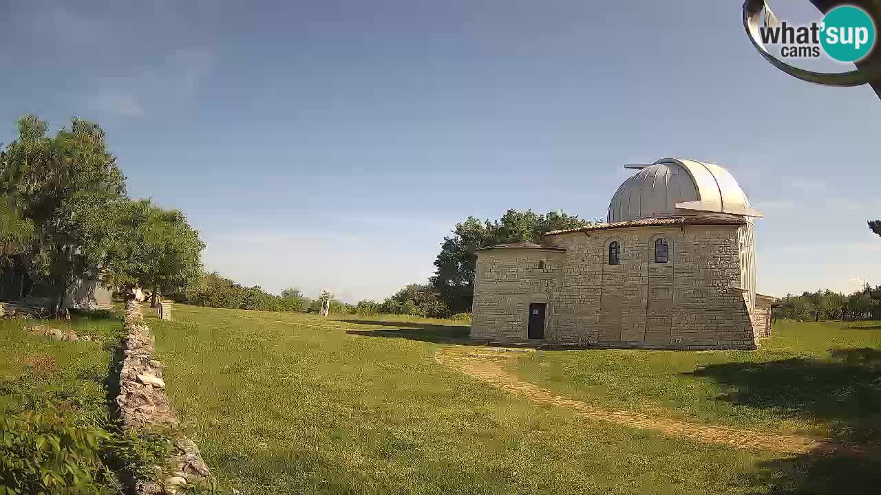 Višnjan Observatory Webcam: Gaze into the Cosmos from Istria, Croatia