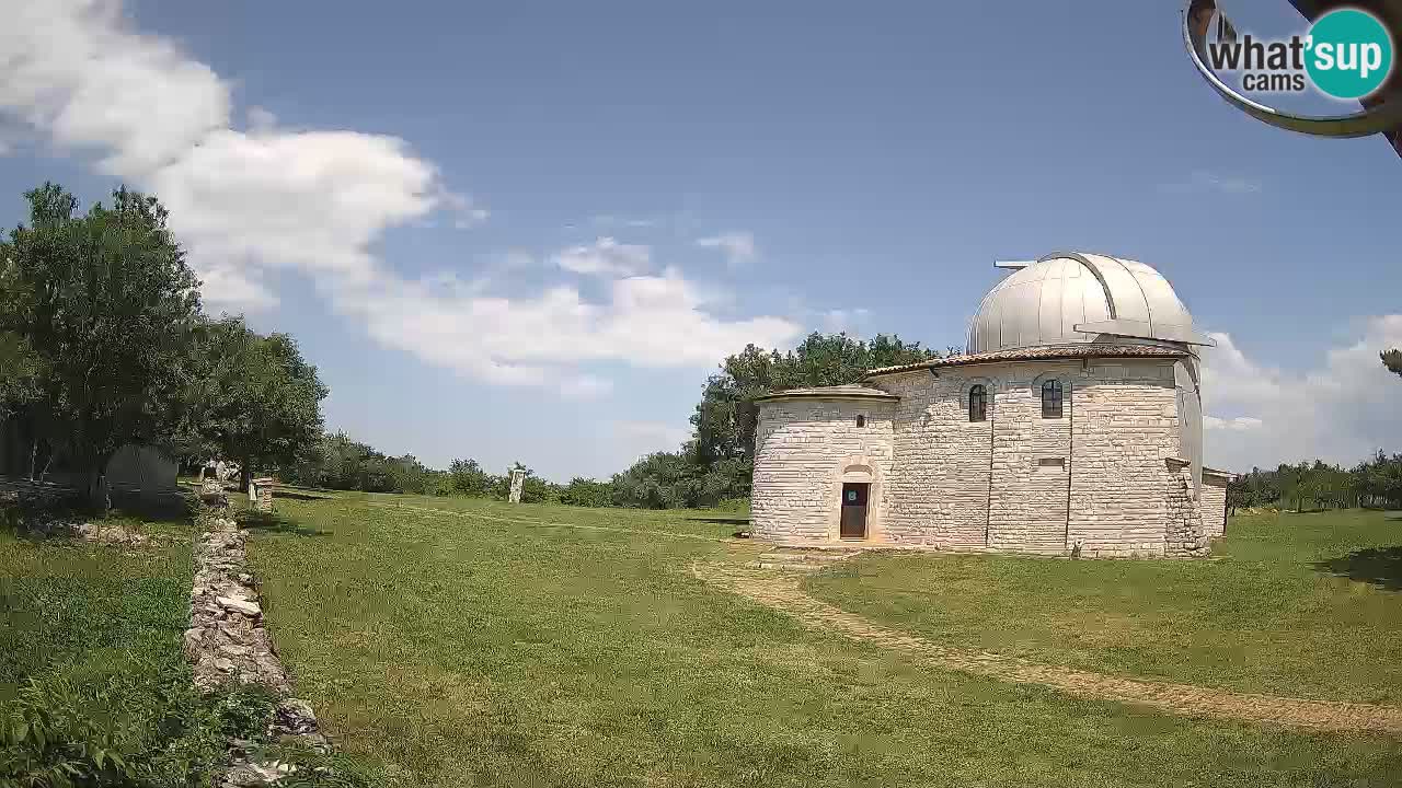 Višnjan Observatory Webcam: Gaze into the Cosmos from Istria, Croatia