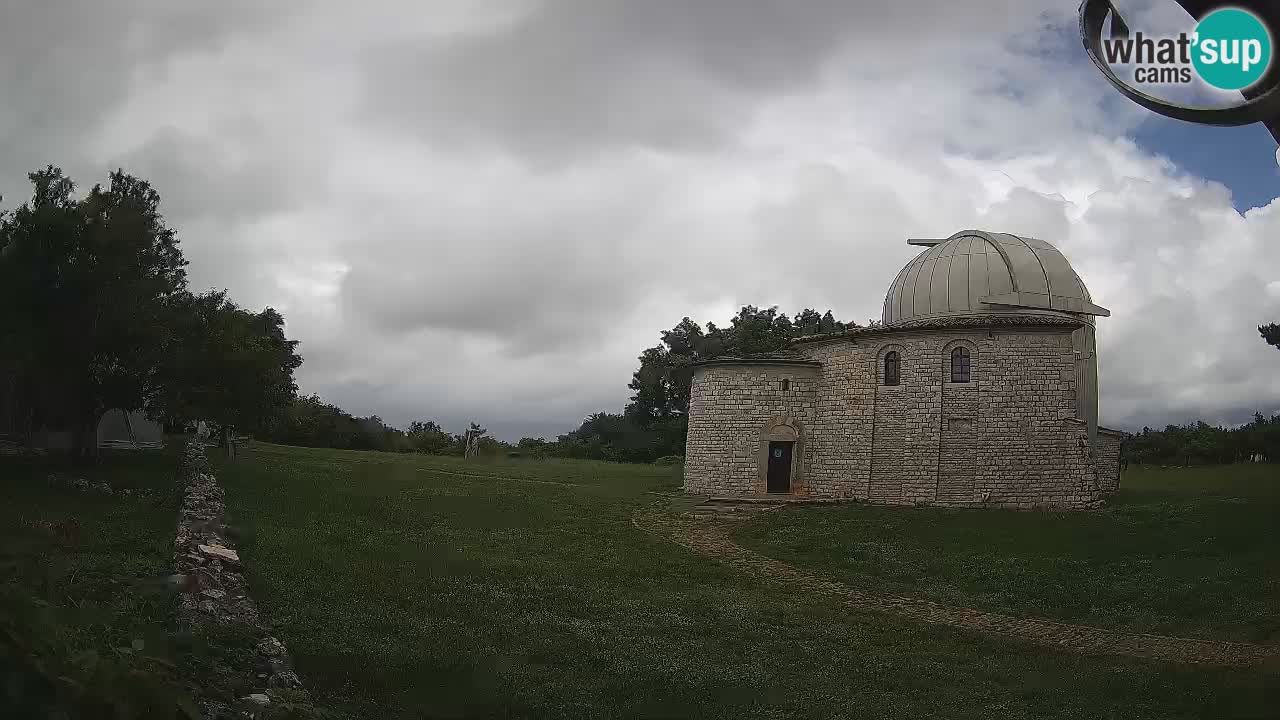 Višnjan Observatory Webcam: Gaze into the Cosmos from Istria, Croatia
