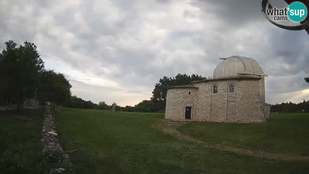 Višnjanska observatorijska spletna kamera: Opazujte vesolje iz Istre, Hrvaška