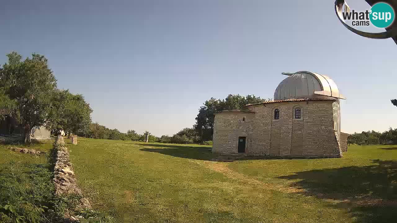 Webcam de l’Observatoire de Višnjan: Plongez dans le cosmos depuis l’Istrie, Croatie