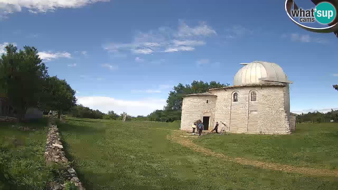 Višnjanska observatorijska spletna kamera: Opazujte vesolje iz Istre, Hrvaška