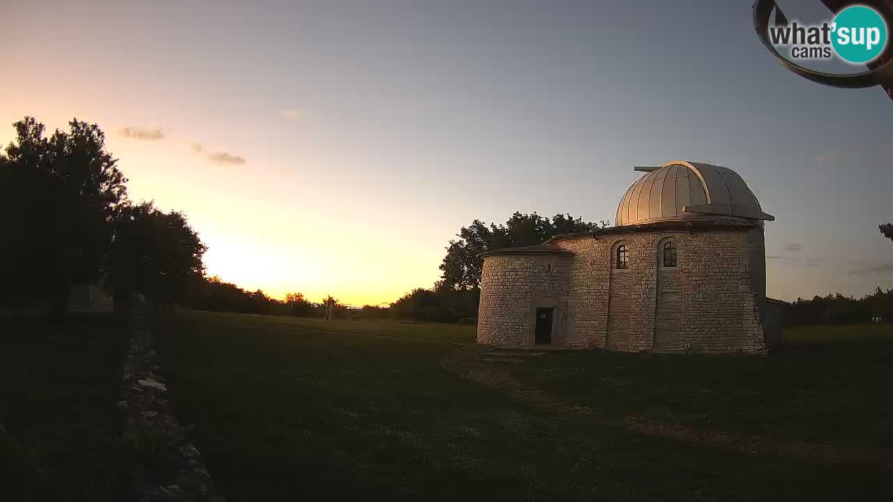 Webcam del Observatorio de Višnjan: Contempla el cosmos desde Istria, Croacia