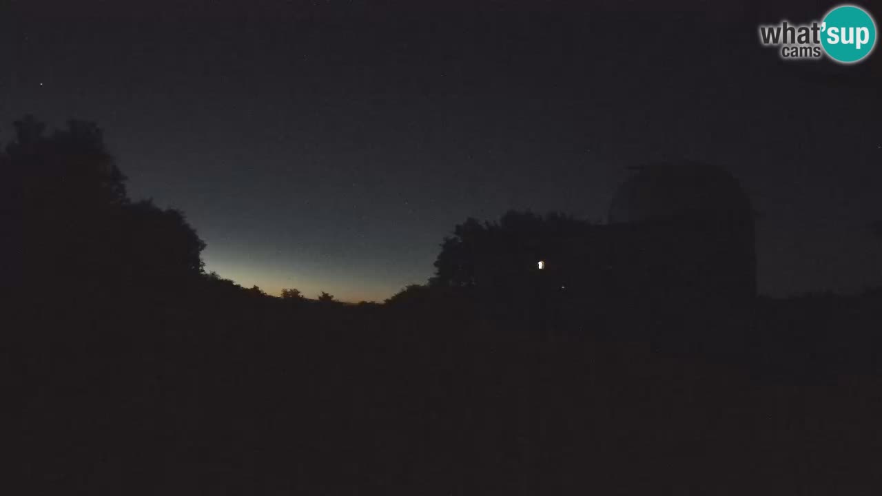 Višnjan Observatory Webcam: Gaze into the Cosmos from Istria, Croatia