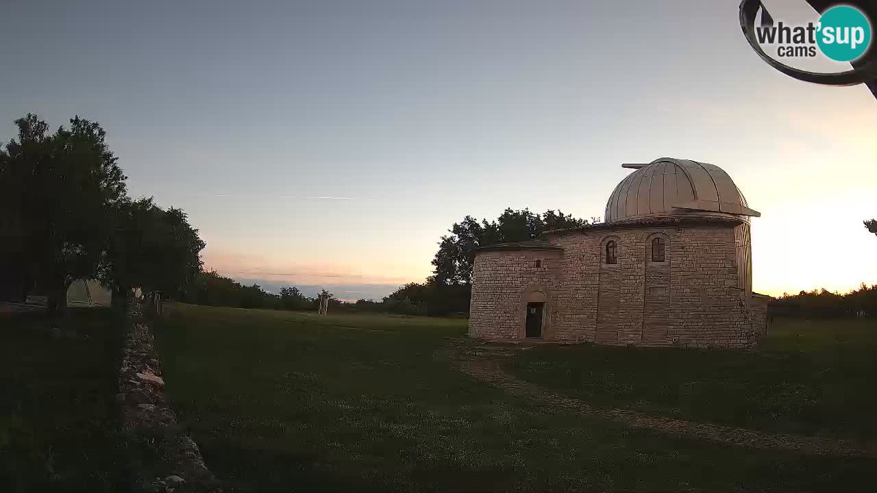Webcam de l’Observatoire de Višnjan: Plongez dans le cosmos depuis l’Istrie, Croatie