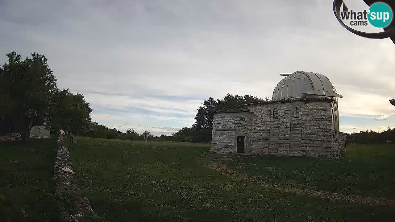 Višnjanska observatorijska spletna kamera: Opazujte vesolje iz Istre, Hrvaška