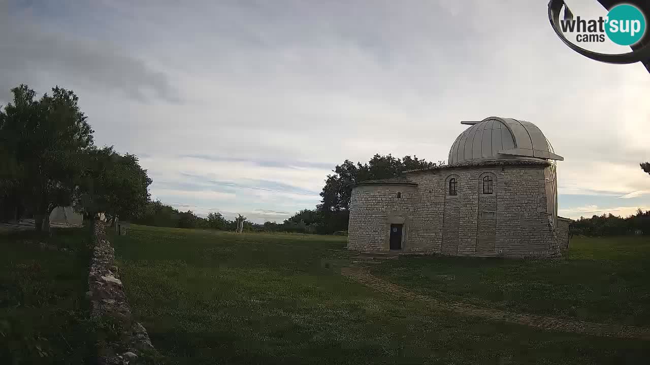 Webcam de l’Observatoire de Višnjan: Plongez dans le cosmos depuis l’Istrie, Croatie
