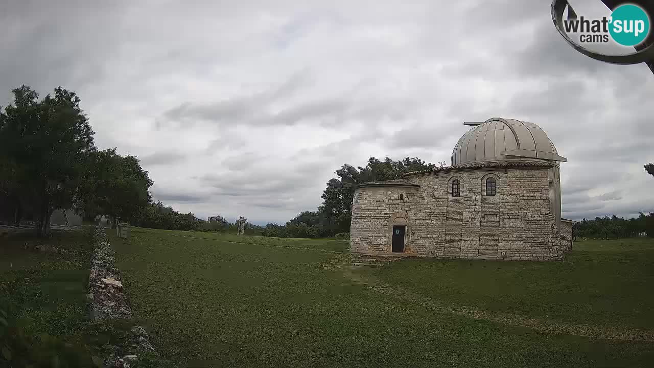 Višnjan Observatory Webcam: Gaze into the Cosmos from Istria, Croatia