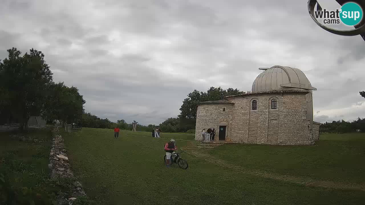Webcam del Observatorio de Višnjan: Contempla el cosmos desde Istria, Croacia