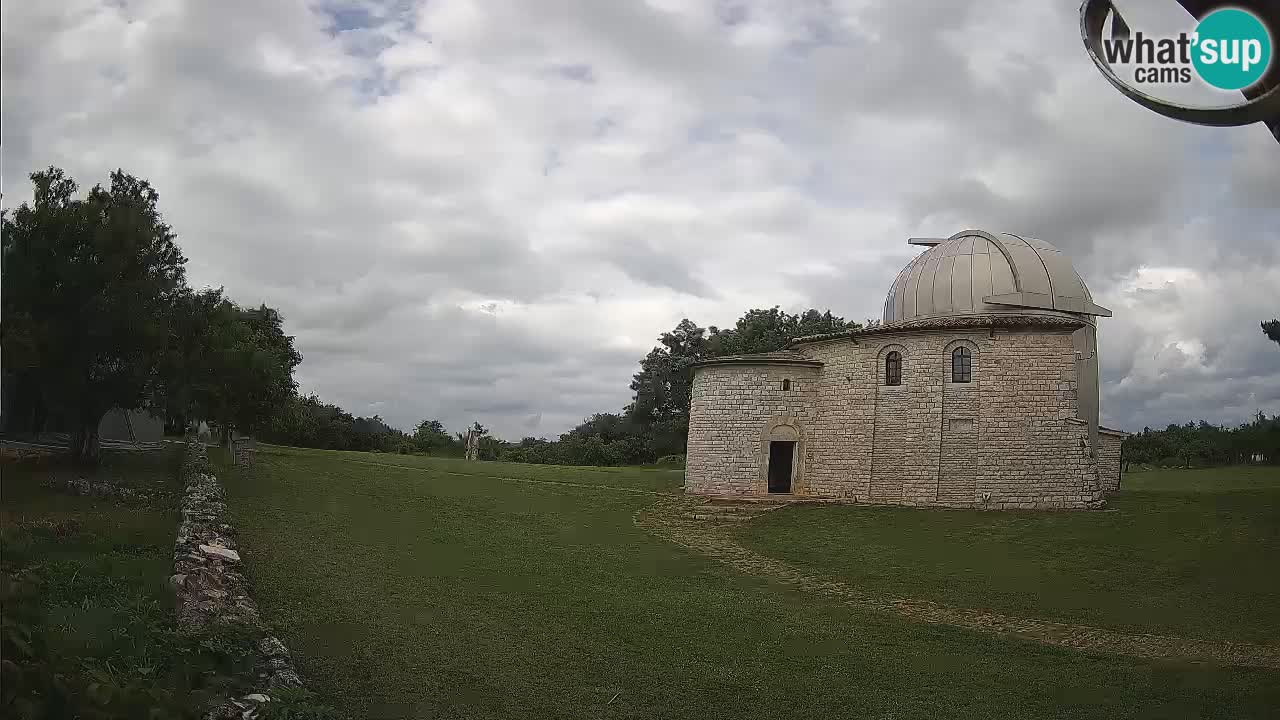 Višnjanska observatorijska spletna kamera: Opazujte vesolje iz Istre, Hrvaška