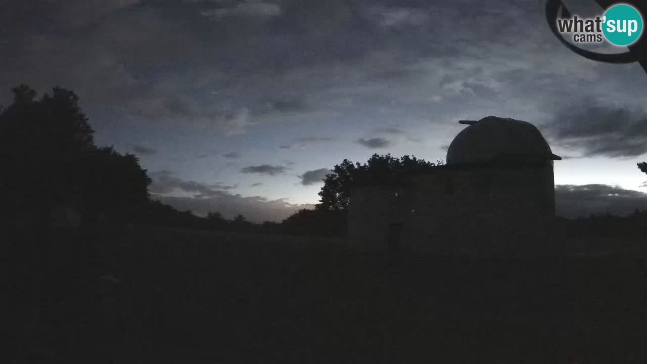 Webcam de l’Observatoire de Višnjan: Plongez dans le cosmos depuis l’Istrie, Croatie