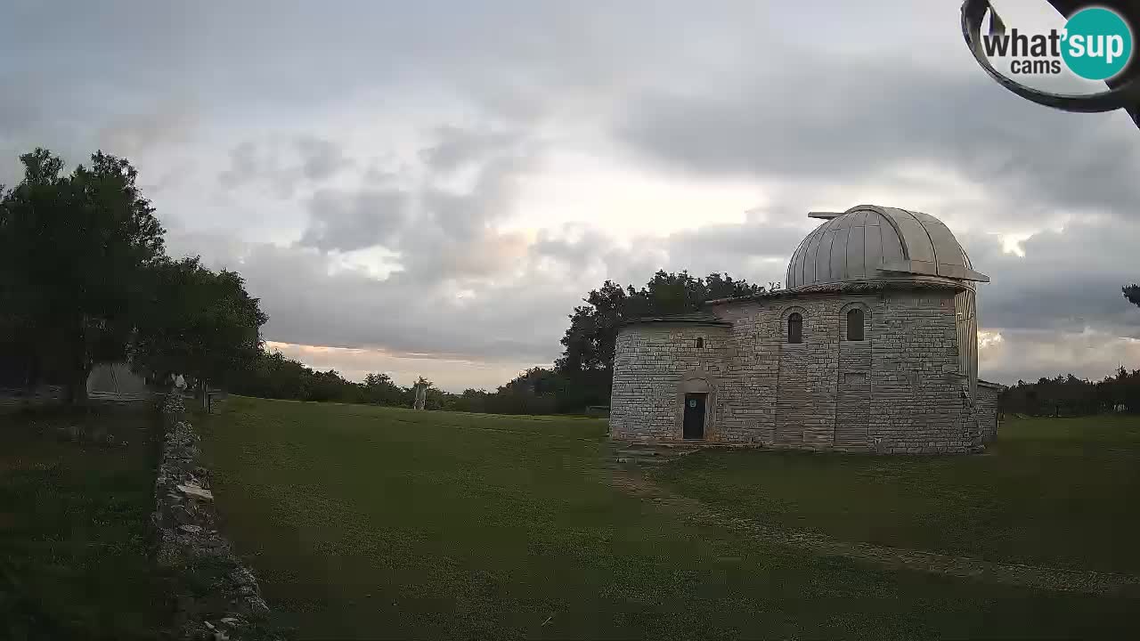 Višnjan Observatory Webcam: Gaze into the Cosmos from Istria, Croatia