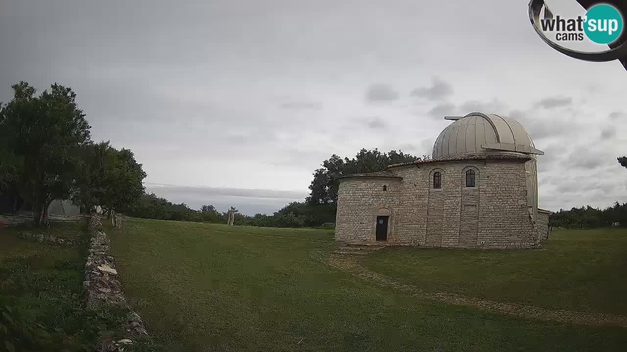 Webcam de l’Observatoire de Višnjan: Plongez dans le cosmos depuis l’Istrie, Croatie