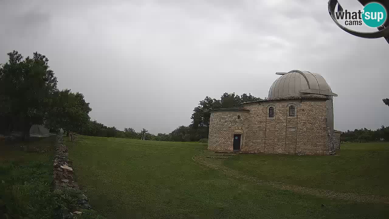 Webcam de l’Observatoire de Višnjan: Plongez dans le cosmos depuis l’Istrie, Croatie