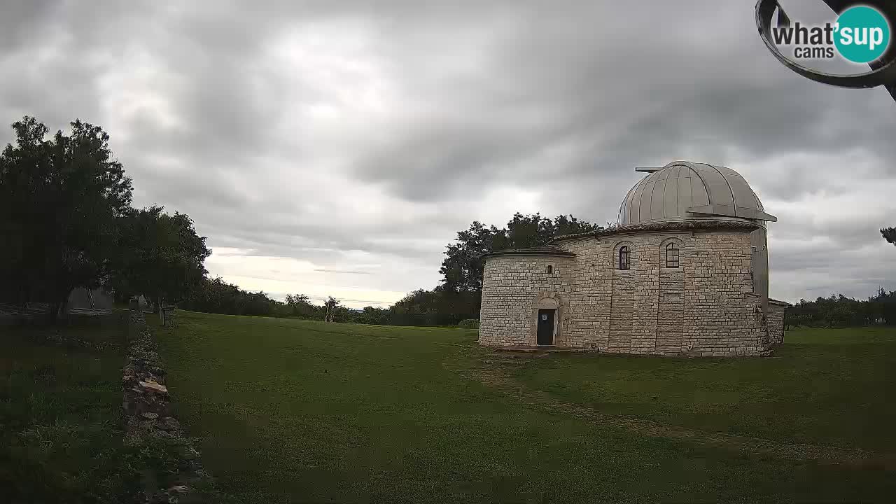 Webcam de l’Observatoire de Višnjan: Plongez dans le cosmos depuis l’Istrie, Croatie