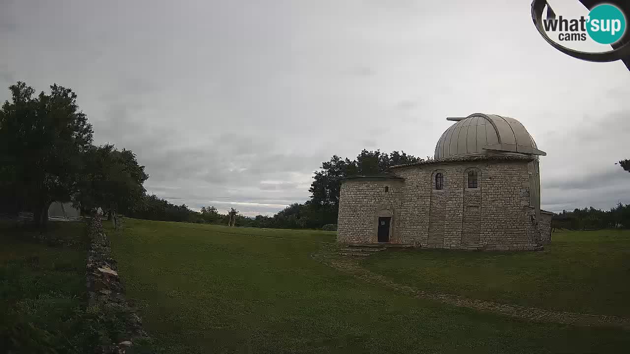Webcam de l’Observatoire de Višnjan: Plongez dans le cosmos depuis l’Istrie, Croatie