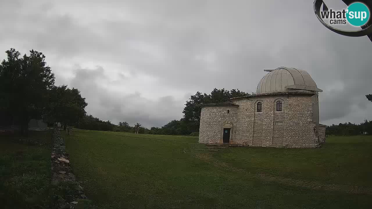 Webcam de l’Observatoire de Višnjan: Plongez dans le cosmos depuis l’Istrie, Croatie
