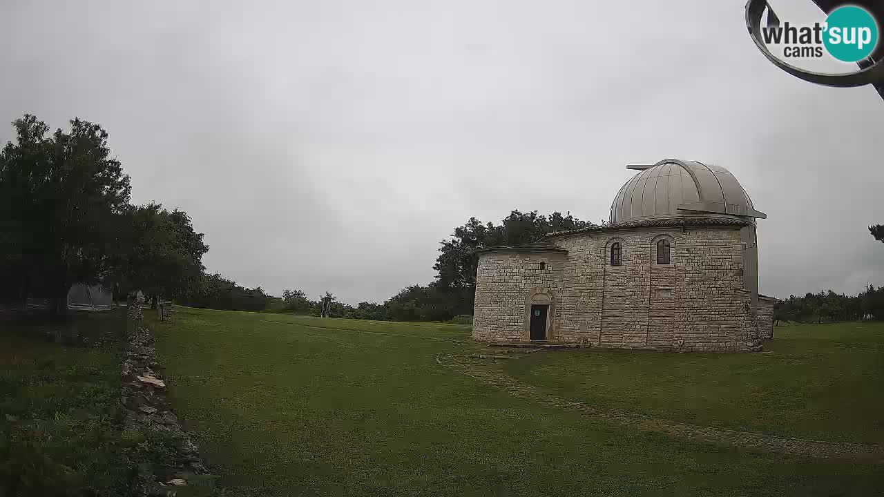 Višnjan Observatory Webcam: Gaze into the Cosmos from Istria, Croatia