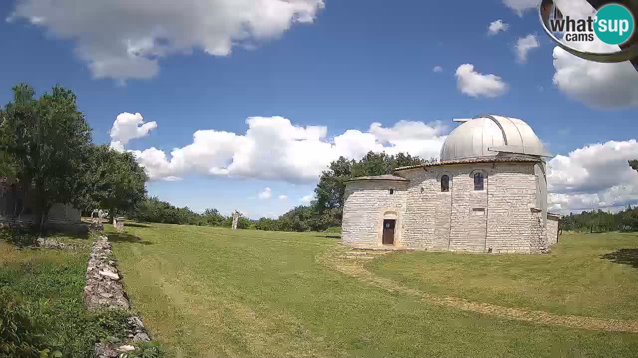Višnjan Observatory Webcam: Gaze into the Cosmos from Istria, Croatia