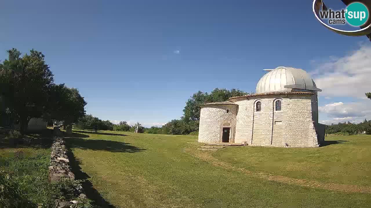 Višnjan Observatory Webcam: Gaze into the Cosmos from Istria, Croatia