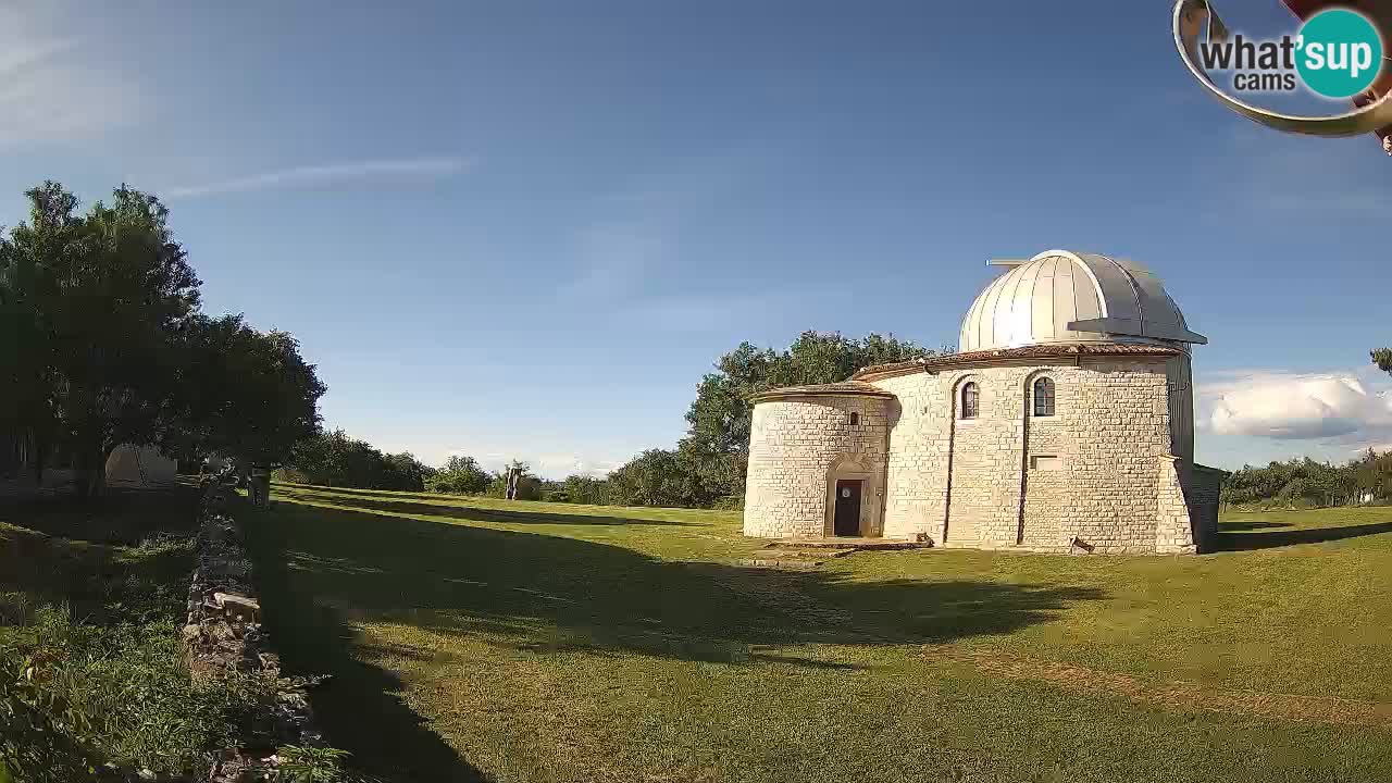 Višnjan Observatory Webcam: Gaze into the Cosmos from Istria, Croatia