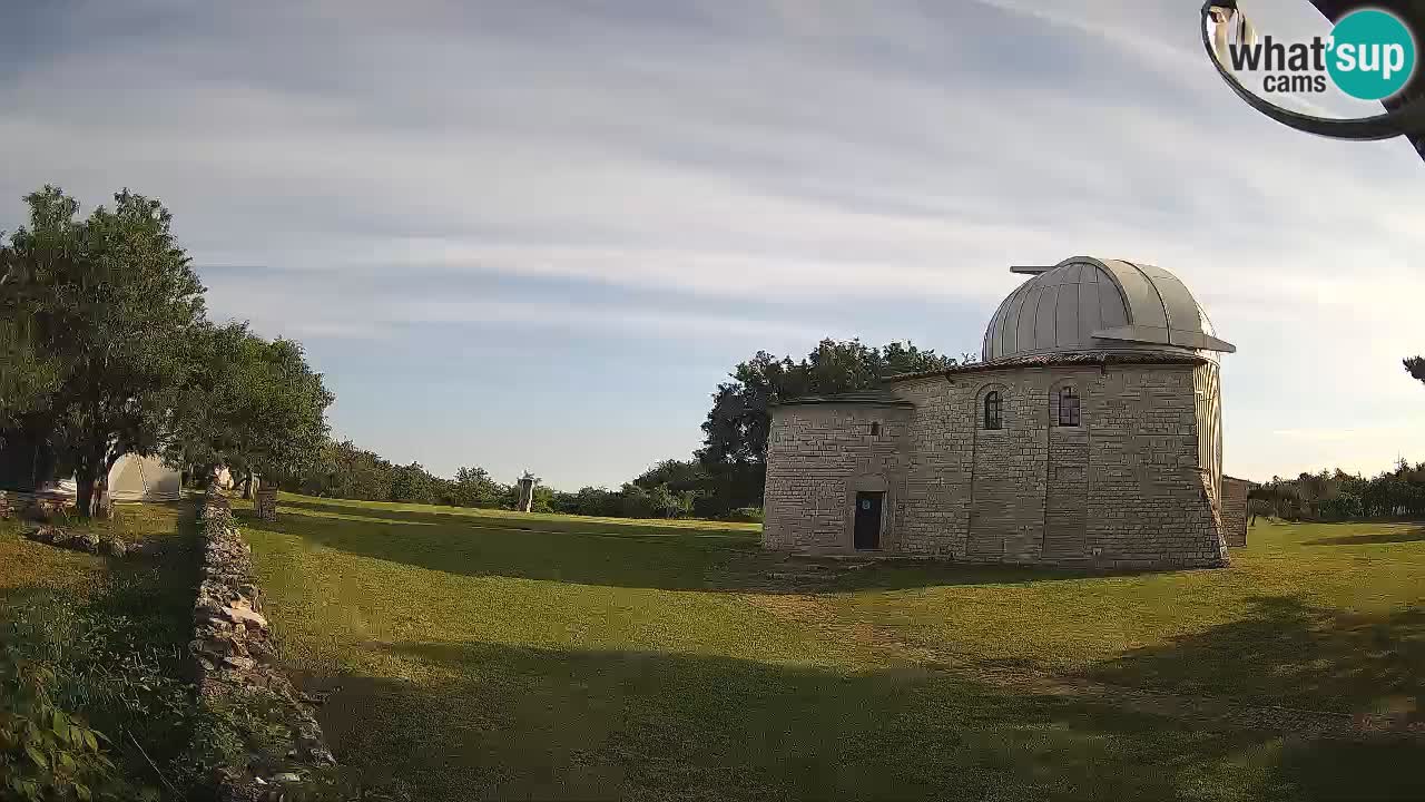 Webcam de l’Observatoire de Višnjan: Plongez dans le cosmos depuis l’Istrie, Croatie