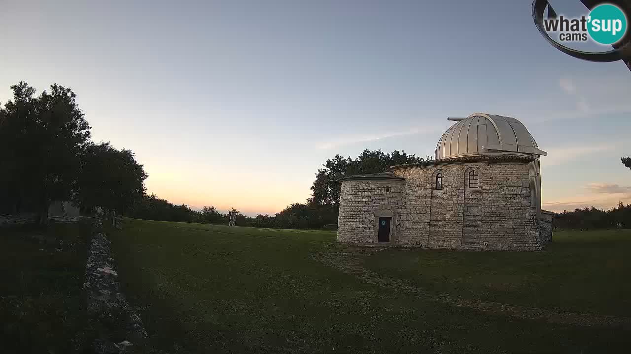 Višnjan Observatory Webcam: Gaze into the Cosmos from Istria, Croatia