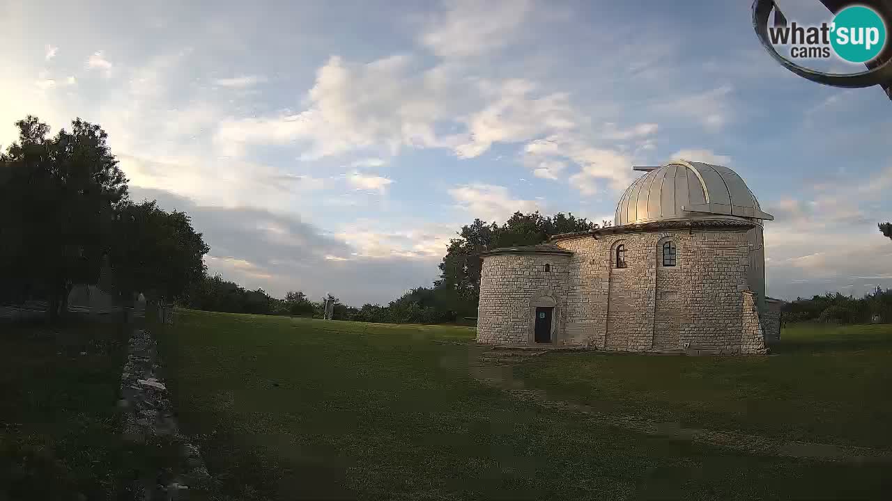 Višnjanska observatorijska spletna kamera: Opazujte vesolje iz Istre, Hrvaška