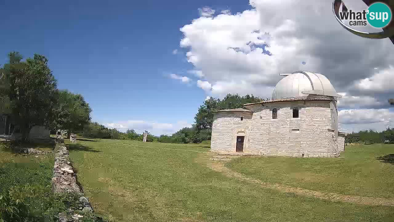 Višnjan Observatory Webcam: Gaze into the Cosmos from Istria, Croatia