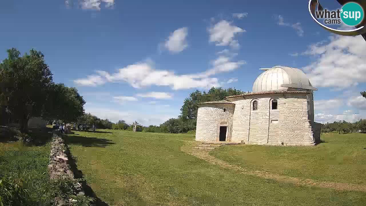 Višnjan Observatory Webcam: Gaze into the Cosmos from Istria, Croatia