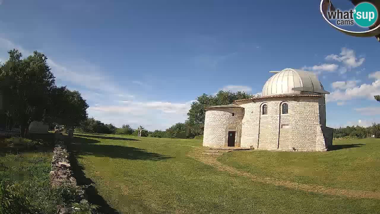 Webcam de l’Observatoire de Višnjan: Plongez dans le cosmos depuis l’Istrie, Croatie