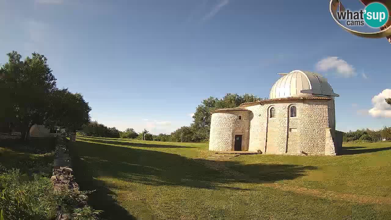 Višnjan Observatory Webcam: Gaze into the Cosmos from Istria, Croatia