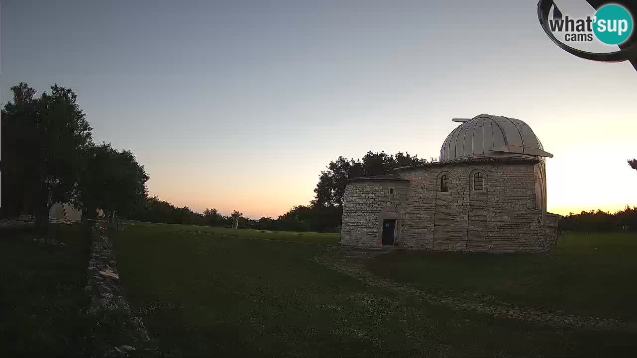 Višnjanska observatorijska spletna kamera: Opazujte vesolje iz Istre, Hrvaška