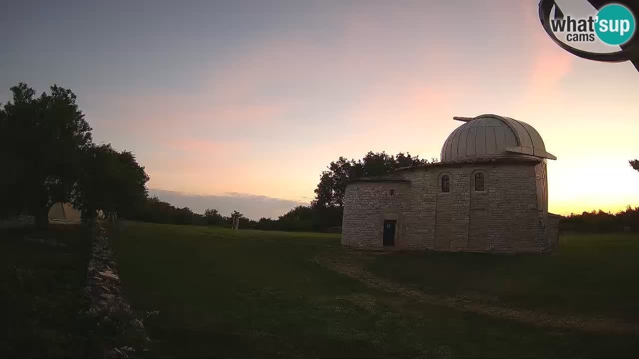 Višnjan Observatory Webcam: Gaze into the Cosmos from Istria, Croatia