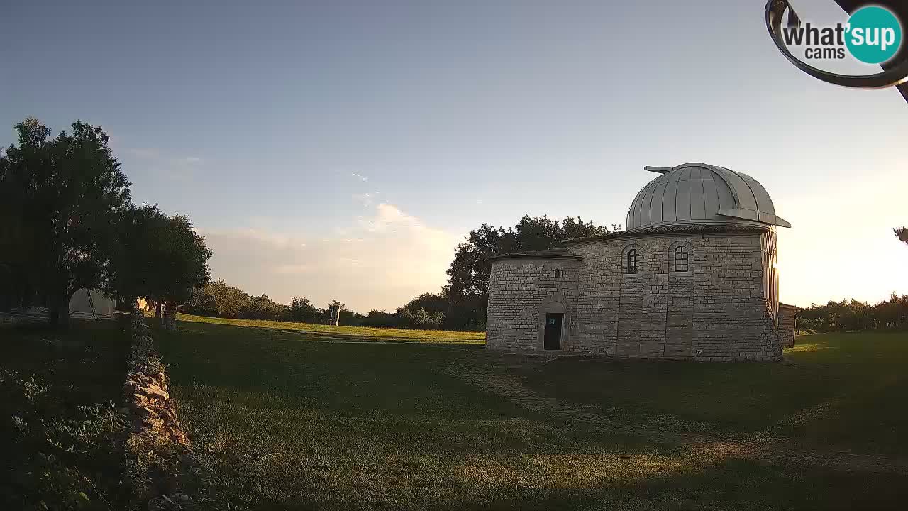 Višnjan Observatory Webcam: Gaze into the Cosmos from Istria, Croatia