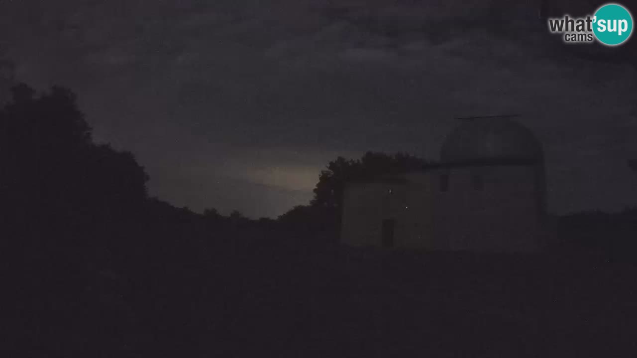 Višnjan Observatory Webcam: Gaze into the Cosmos from Istria, Croatia
