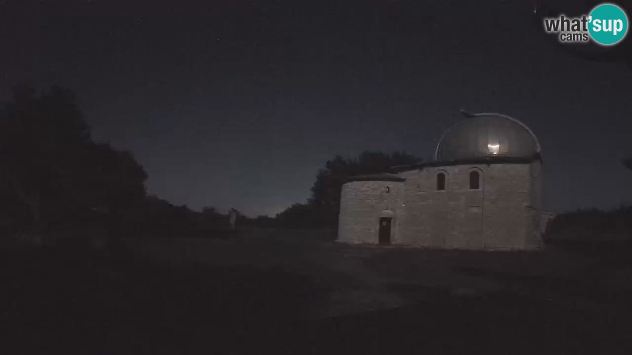 Višnjan Observatory Webcam: Gaze into the Cosmos from Istria, Croatia