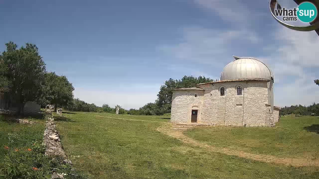 Webcam de l’Observatoire de Višnjan: Plongez dans le cosmos depuis l’Istrie, Croatie
