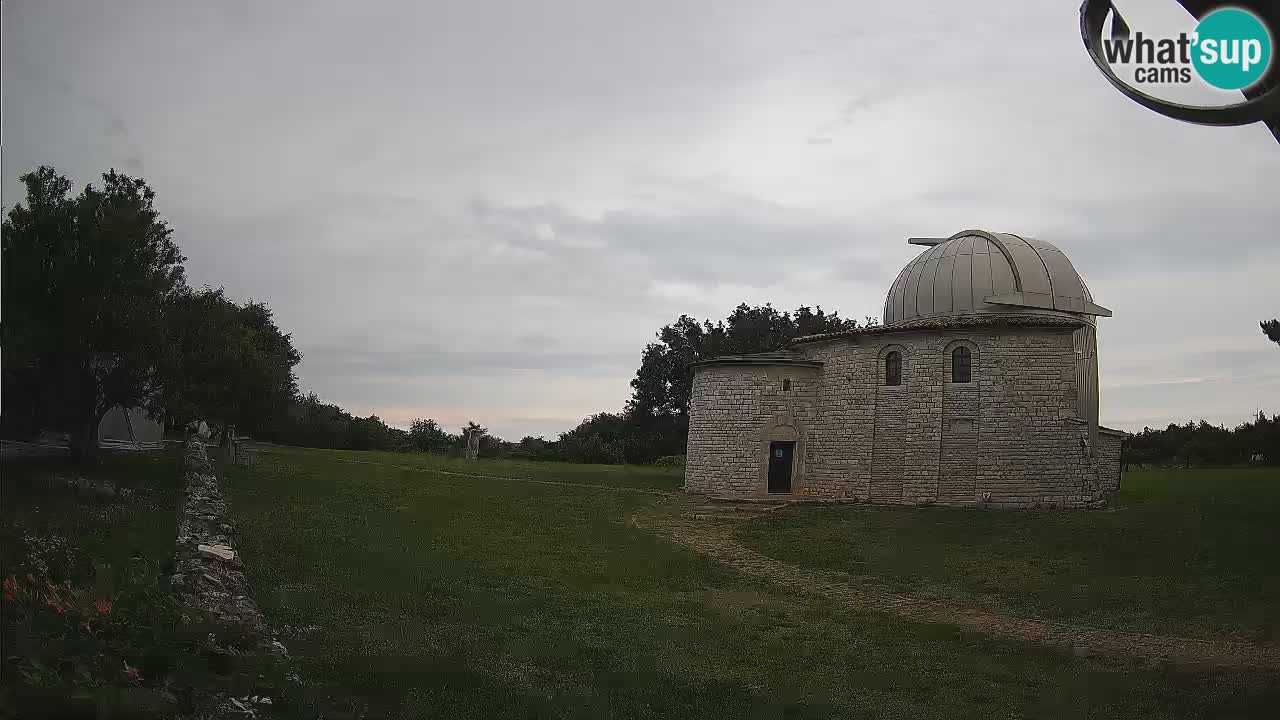 Višnjan Observatory Webcam: Gaze into the Cosmos from Istria, Croatia