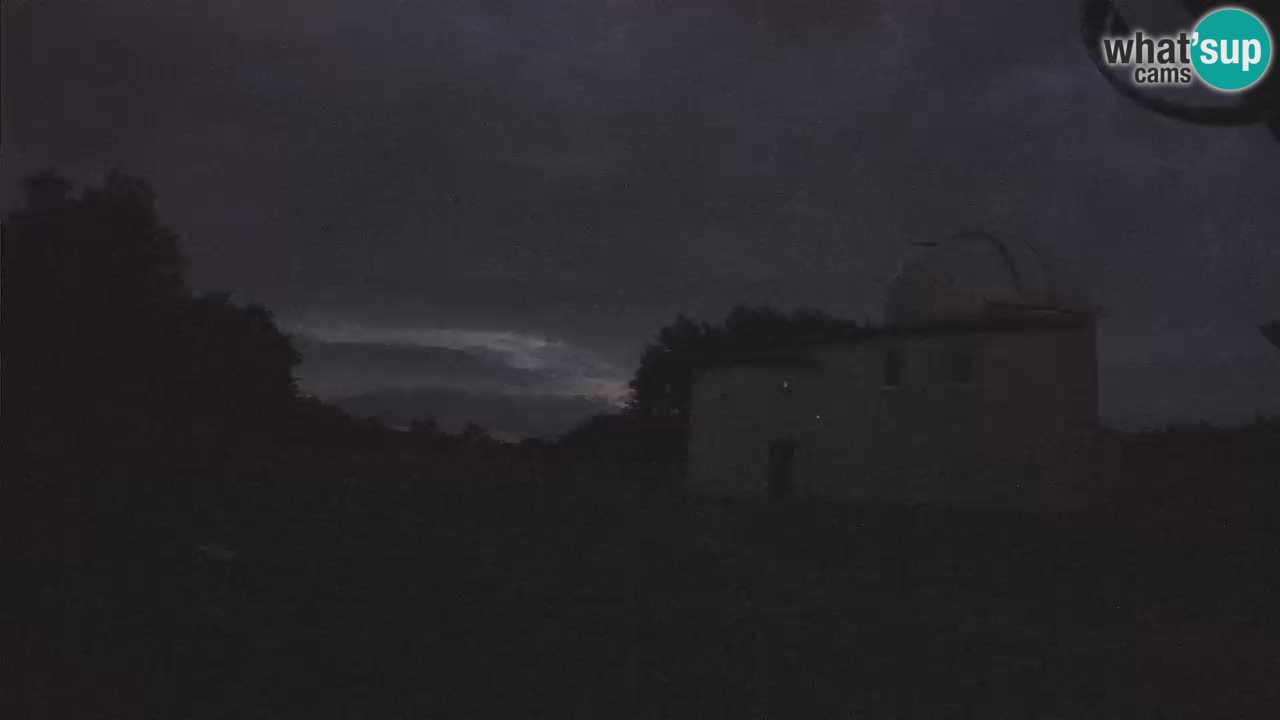 Višnjan Observatory Webcam: Gaze into the Cosmos from Istria, Croatia