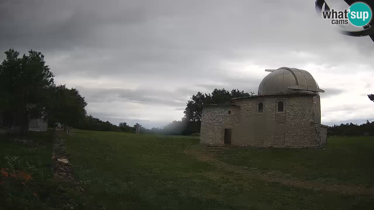 Višnjan Observatory Webcam: Gaze into the Cosmos from Istria, Croatia