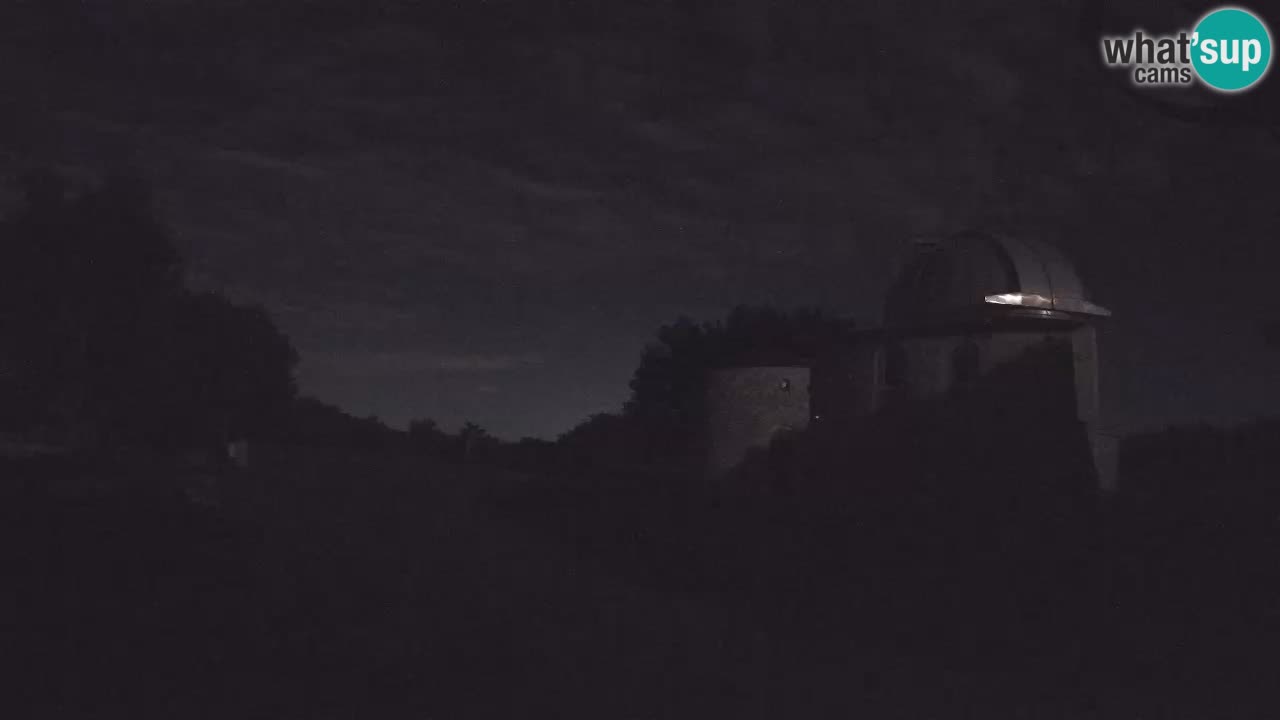 Višnjan Observatory Webcam: Gaze into the Cosmos from Istria, Croatia