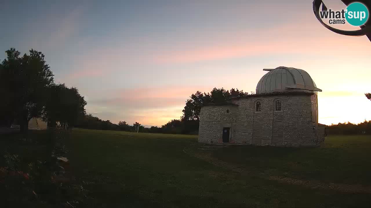 Višnjan Observatory Webcam: Gaze into the Cosmos from Istria, Croatia
