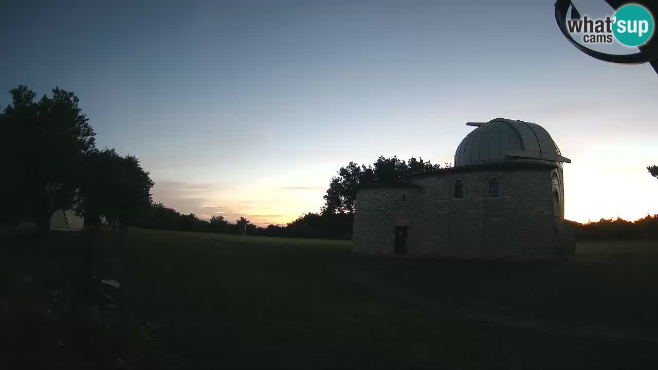 Webcam de l’Observatoire de Višnjan: Plongez dans le cosmos depuis l’Istrie, Croatie