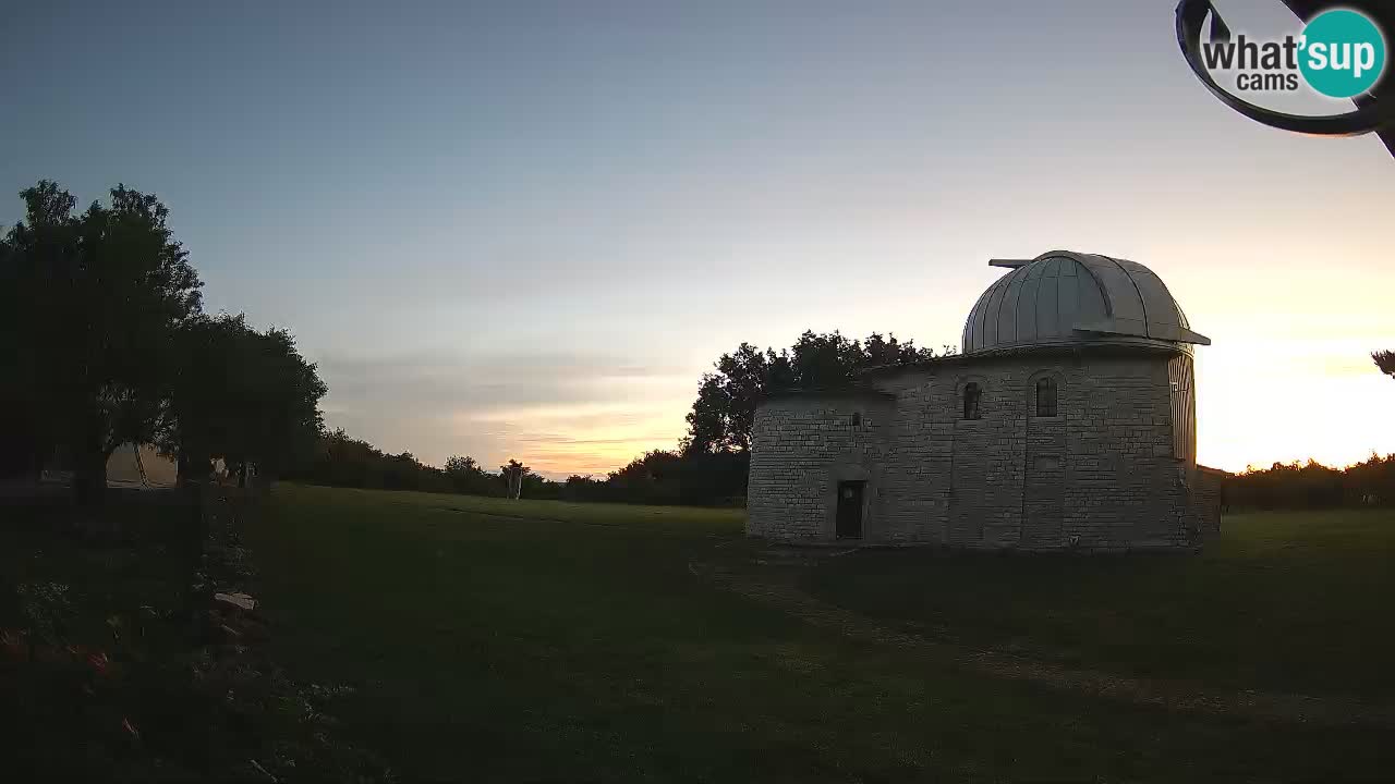 Višnjanska observatorijska spletna kamera: Opazujte vesolje iz Istre, Hrvaška