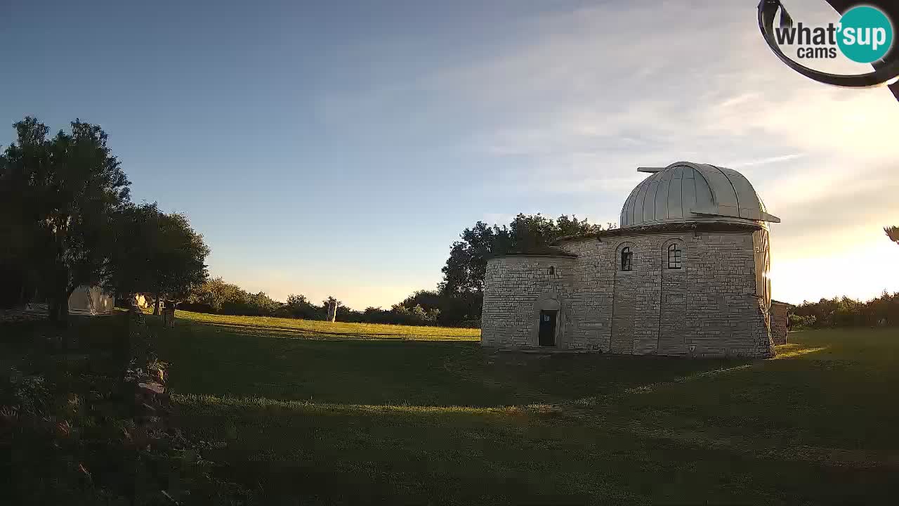 Višnjanska observatorijska spletna kamera: Opazujte vesolje iz Istre, Hrvaška