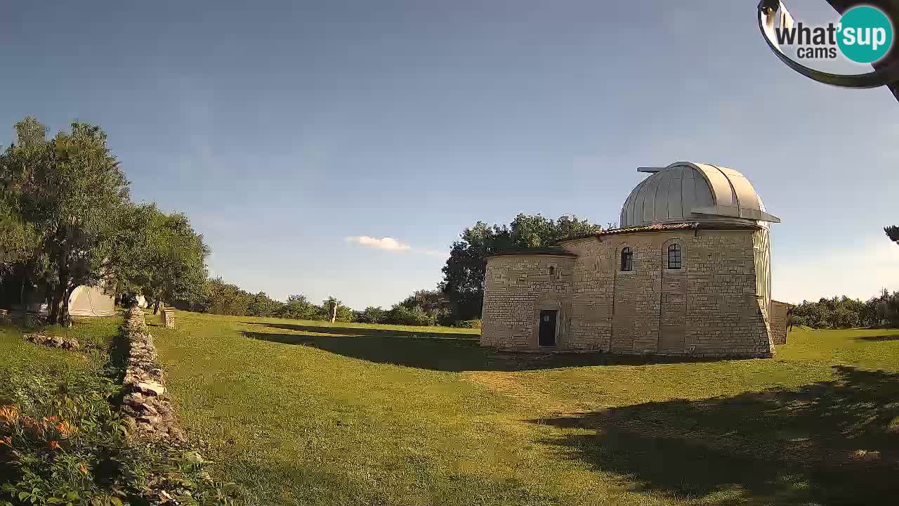 Webcam de l’Observatoire de Višnjan: Plongez dans le cosmos depuis l’Istrie, Croatie